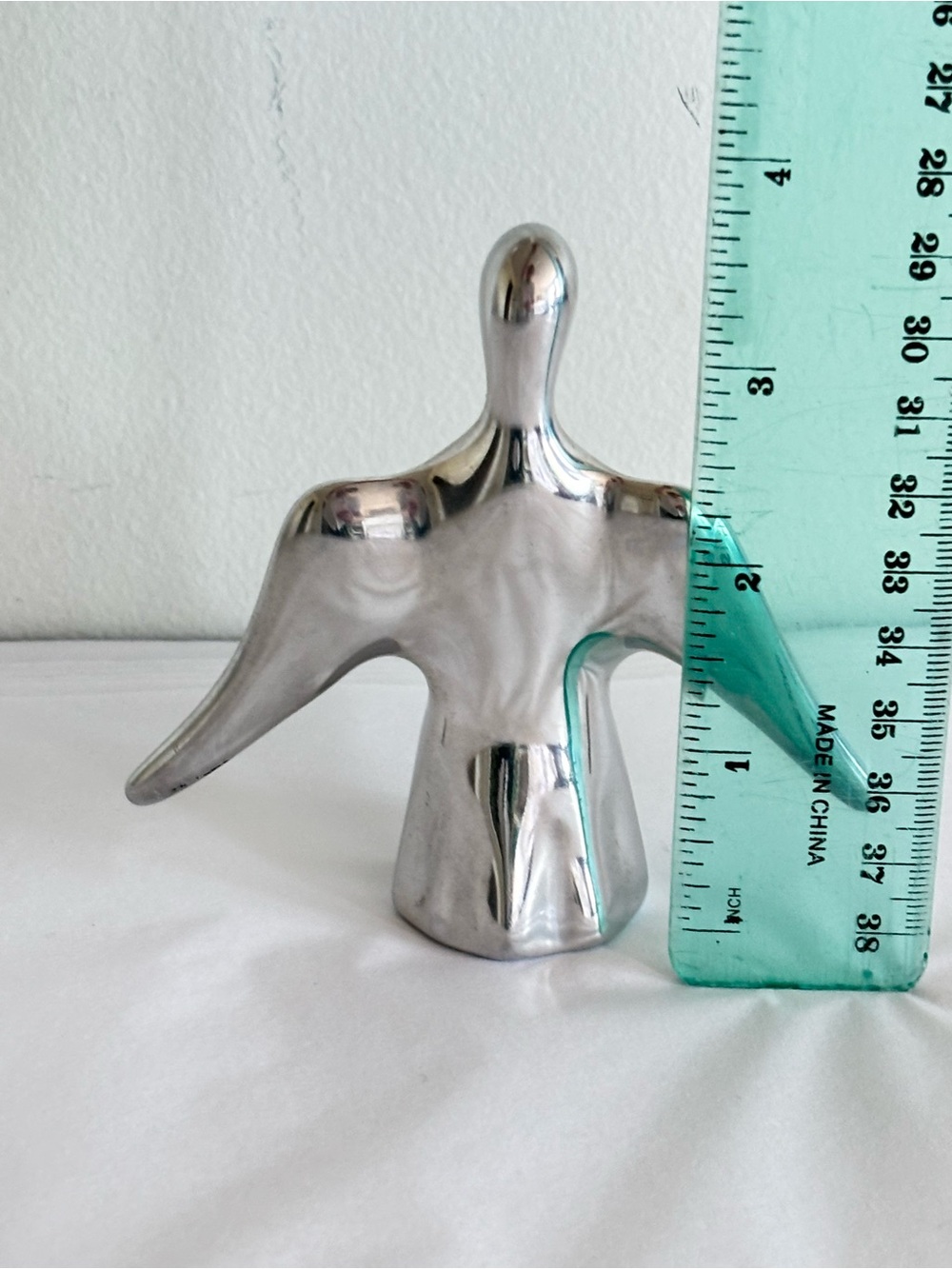 Vintage Hoselton Canada polished aluminum Angel Figurine Sculpture signed 1965 - Picture 7 of 8